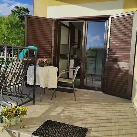 Apartmani Melia Marčelji المظهر الخارجي الصورة