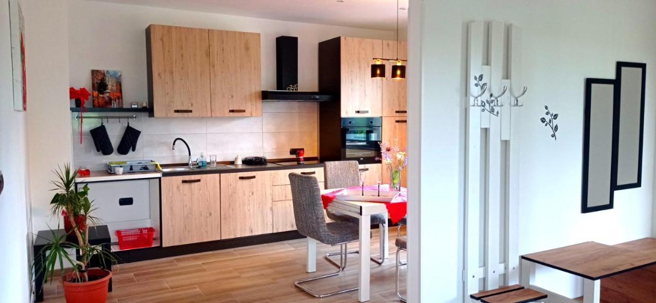 Apartmani Melia Marčelji المظهر الخارجي الصورة