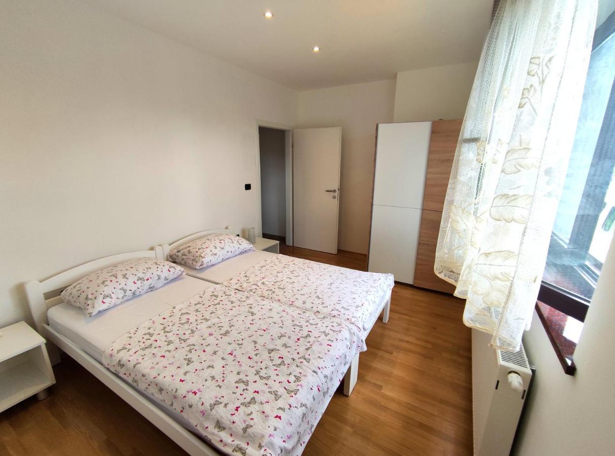 Apartmani Melia Marčelji المظهر الخارجي الصورة
