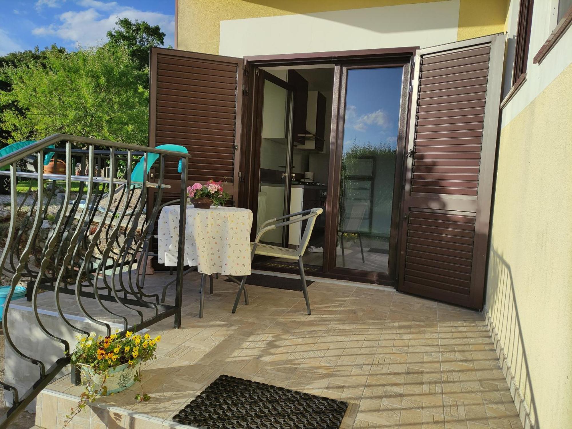 Apartmani Melia Marčelji الغرفة الصورة